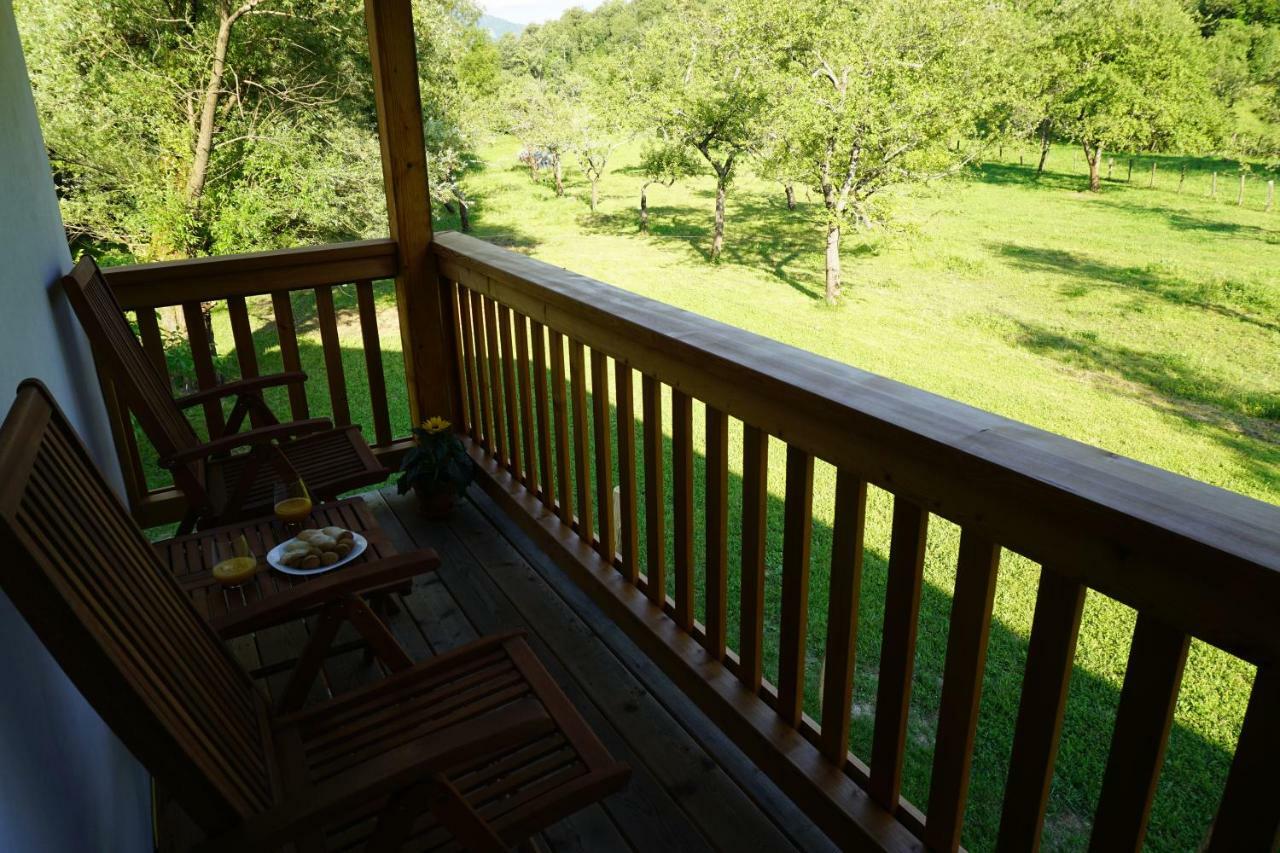 Ecohouse Furlan - Apartment Pinja Кобарид Екстериор снимка